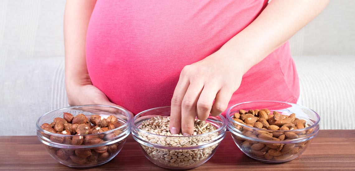 برای جلوگیری از یبوست در دوران بارداری چه کنی