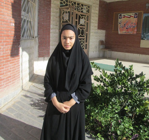 عکس زشت دختر ایرانی در دبیرستان