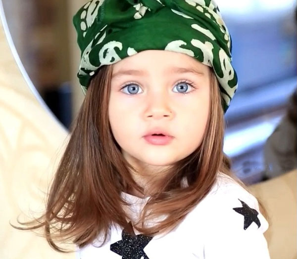 عکس دختر بچه خوشگل چشم رنگی