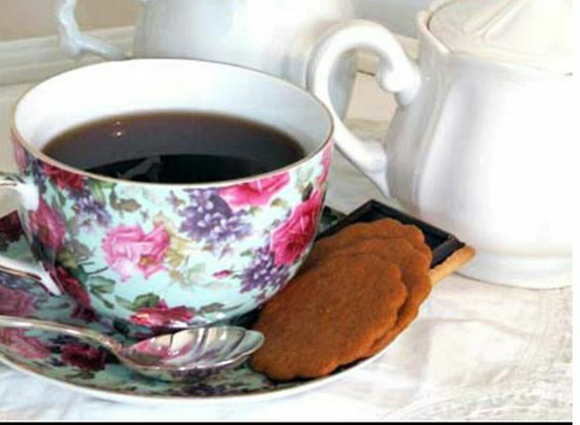 عکس از چای و شیرینی
