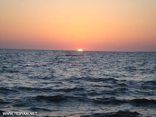 عکس طلوع خورشید دریای خزر