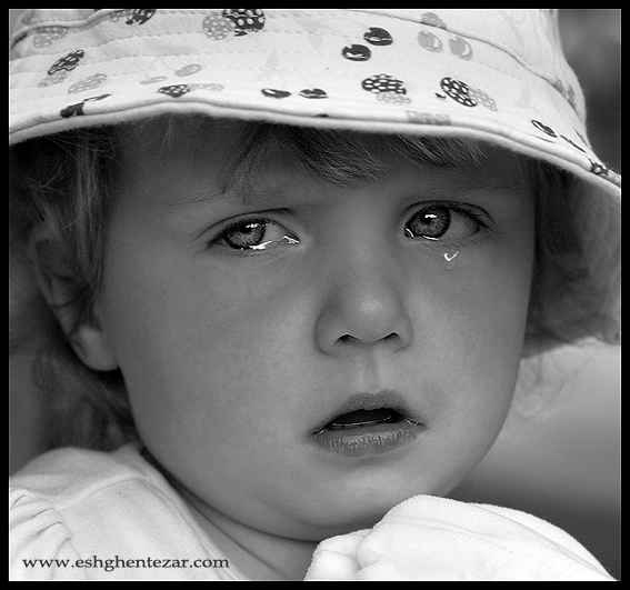 عکس گریه دختربچه