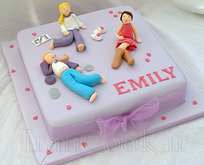 عکس کیک تولد دخترانه شیک و ساده