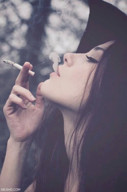 عکس پروفایل دخترانه سیگاری