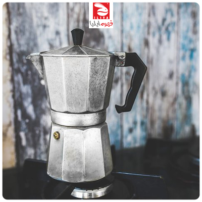 طرز تهیه شیر قهوه با قهوه ساز برقی
