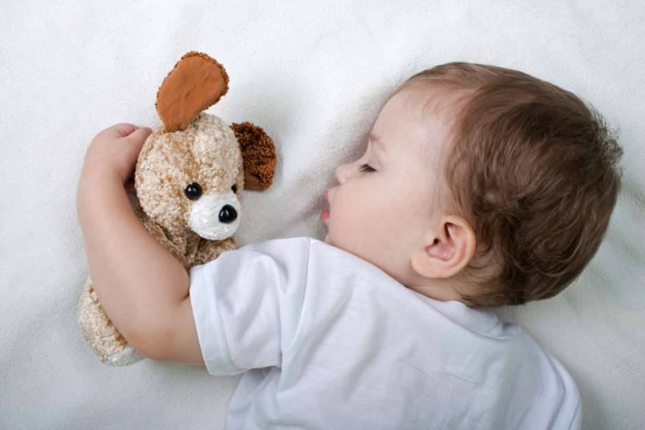 علائم عفونت ادراری در نوزاد پسر
