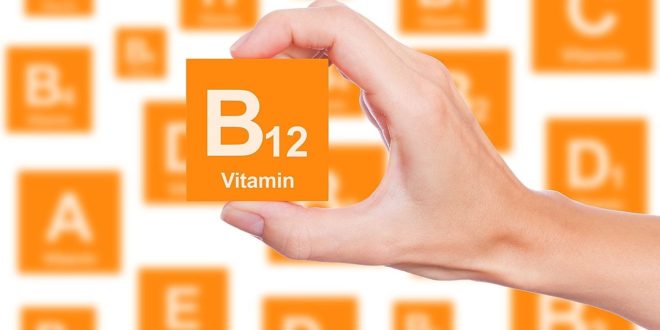 کمبود ویتامین b باعث ریزش مو میشود
