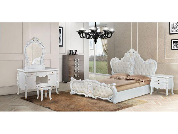 مدل تخت خواب دونفره سفید و طلایی
