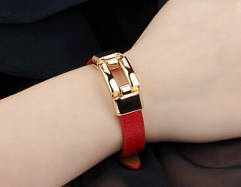 مدل دستبند چرمی با پلاک طلا
