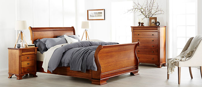 مدل تخت خواب دونفره چوبی ساده
