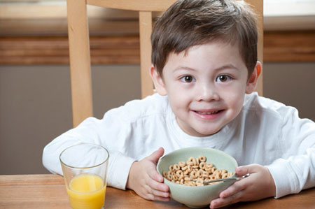 طرز تهیه صبحانه ساده کودکان
