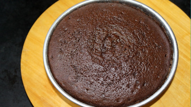 طرز تهیه کیک شکلاتی خوشمزه بدون فر
