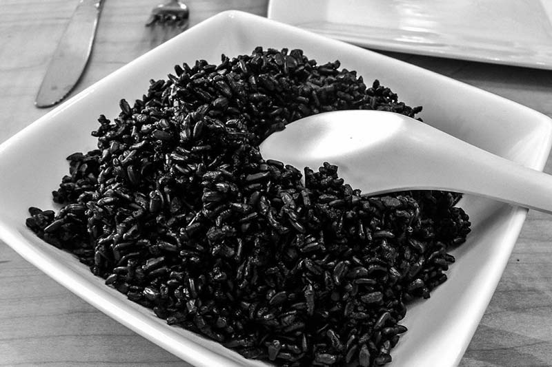 نحوه پخت برنج سیاه
