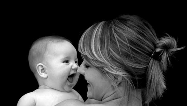 مدل عکس نوزاد و مادر
