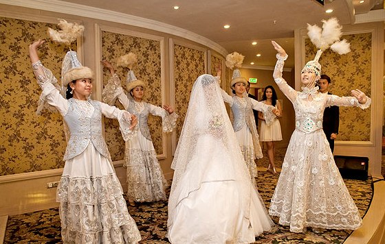 مدل لباس قزاقستانی
