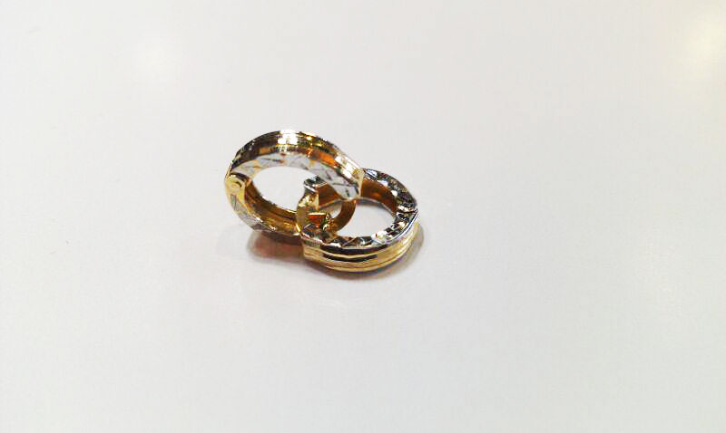 مدل گوشواره حلقه ای کوچک طلا
