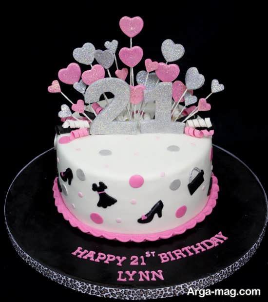 کیک تولد دخترانه شیک و خاص
