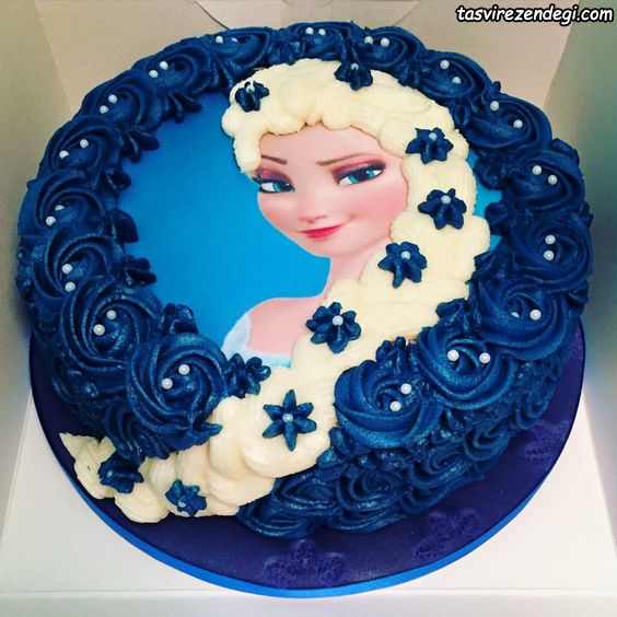 کیک تولد دخترانه با خامه
