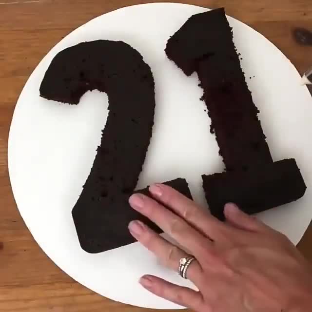 طرز تهیه کیک سابله عددی
