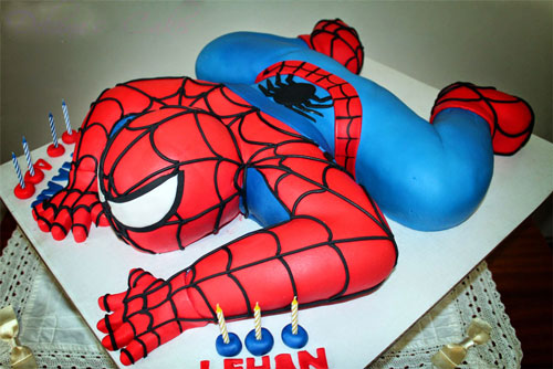 کیک مرد عنکبوتی
