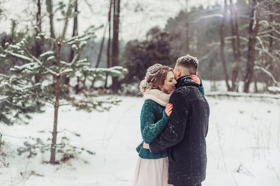 عکس دونفره عاشقانه در برف
