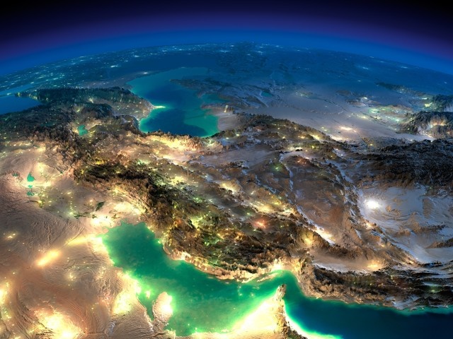 عکس هوایی از ایران در شب
