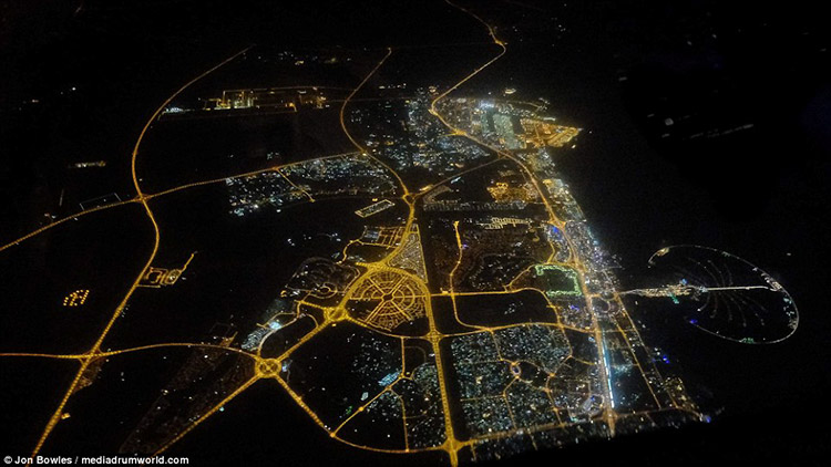 عکس هوایی از ایران در شب