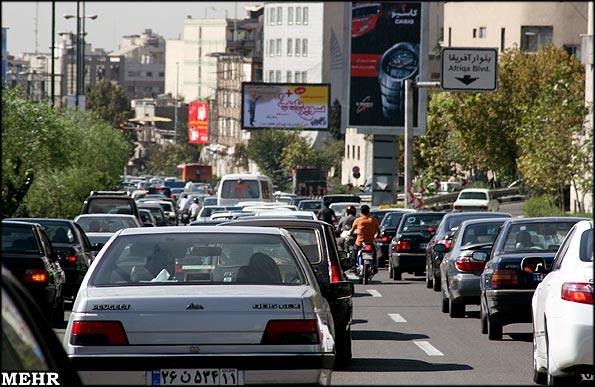 عکس ترافیک تهران برج میلاد