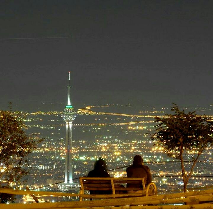 عکسهای بام تهران در شب