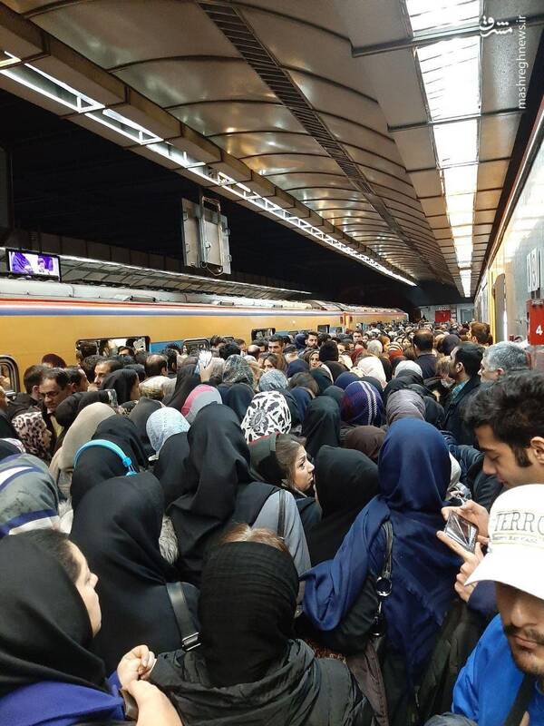 عکس از خط یک مترو تهران