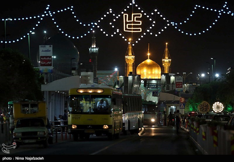 عکس تابلو مشهد در شب