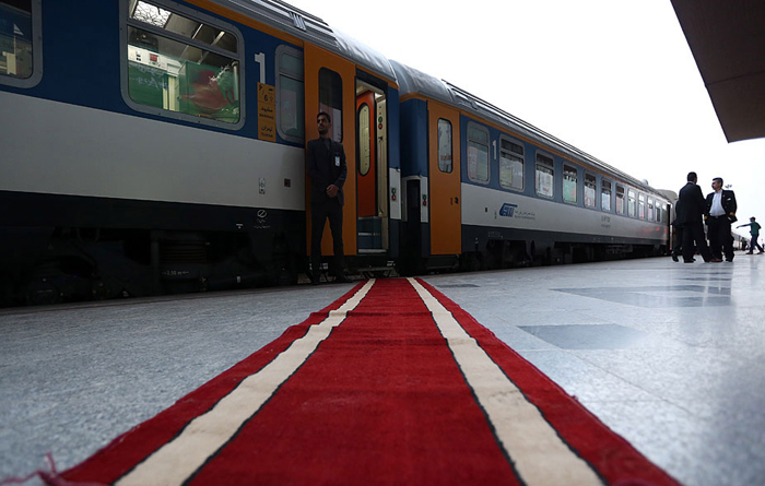 عکس قطار زندگی تهران مشهد