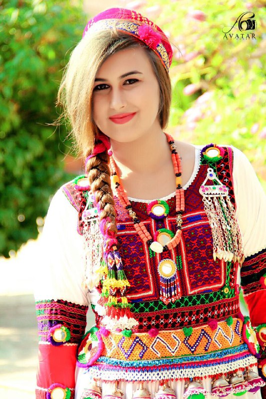 عکس لباس محلی افغانی

