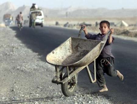 عکسهای بچه بازی در افغانستان