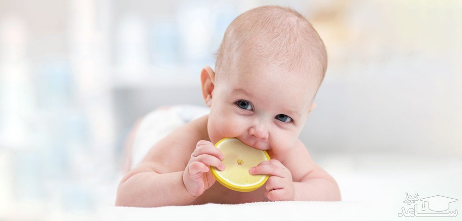 دادن لیمو شیرین به نوزاد 8 ماهه
