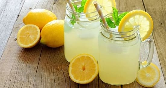 طرز تهیه لیموناد با لیمو ترش
