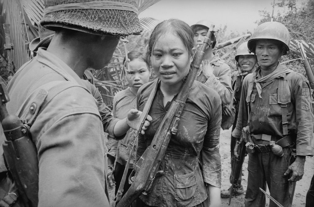 graphic pics of vietnam war