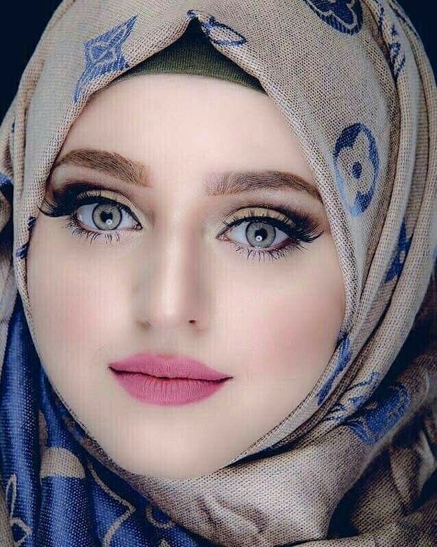 pic of beautiful eyes of girl
