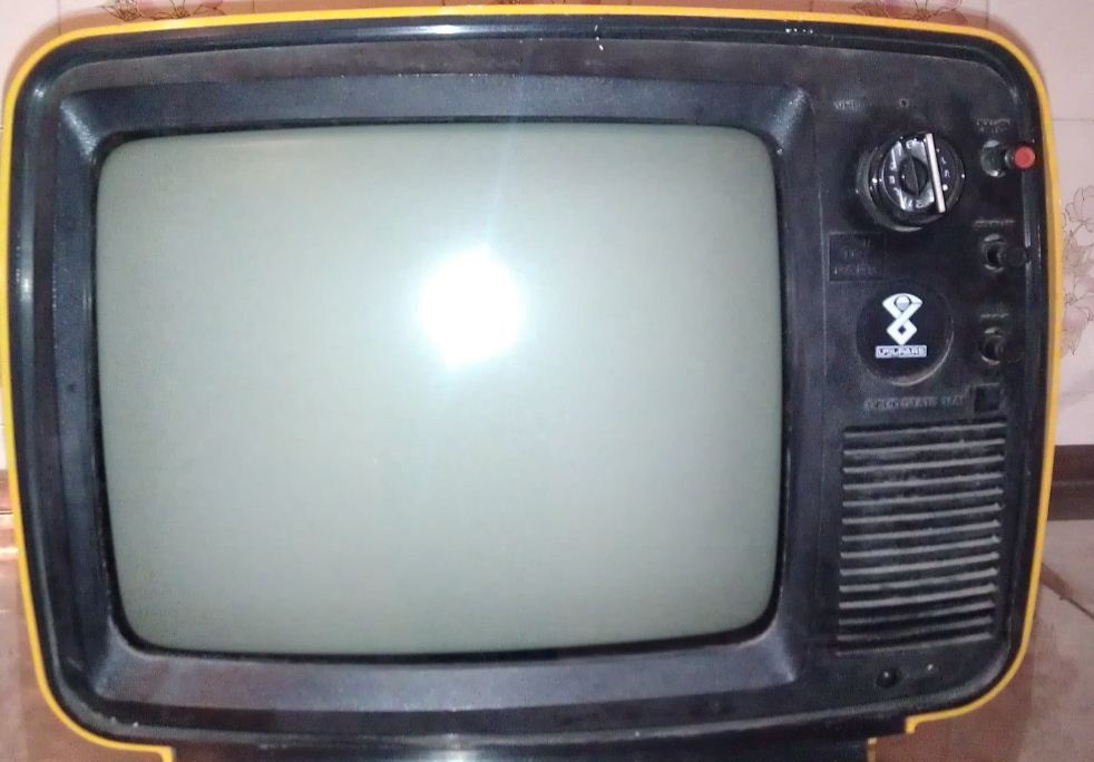 نقاشی تلویزیون های قدیمی ایرانی