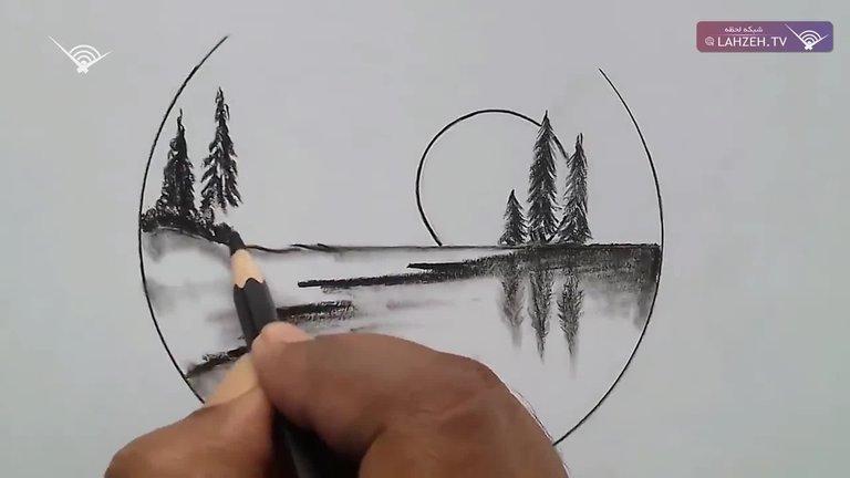 نقاشی با مداد سیاه اسان