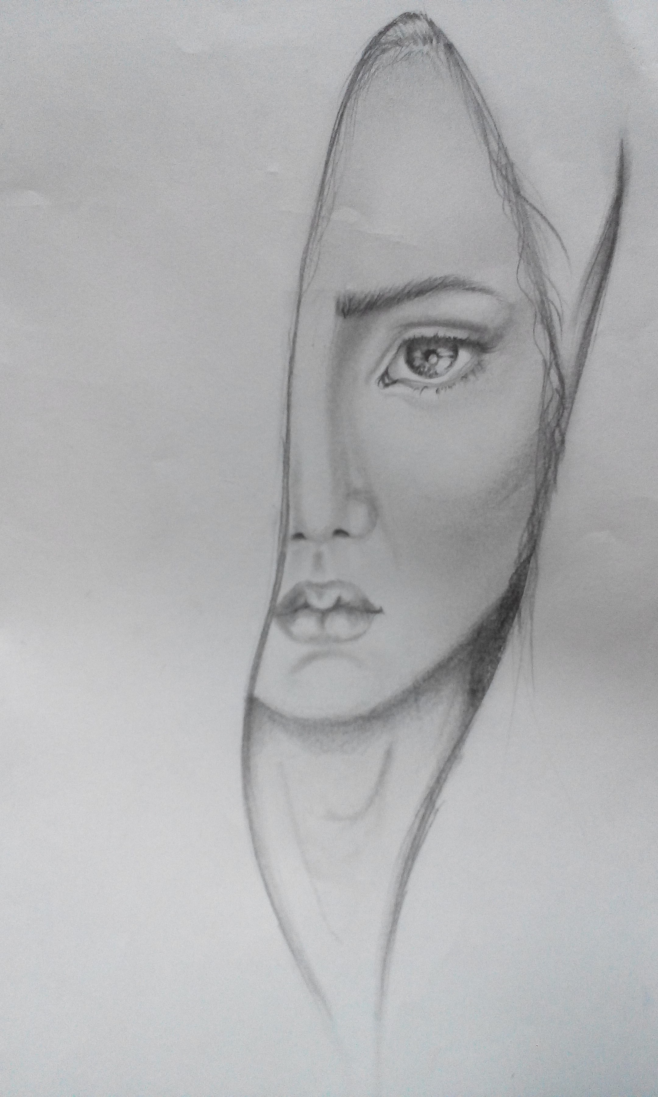 طراحی چهره دختر غمگین با مداد