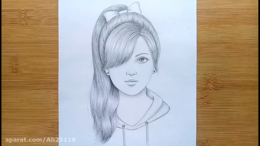 طراحی چهره دختر زیبا با مداد