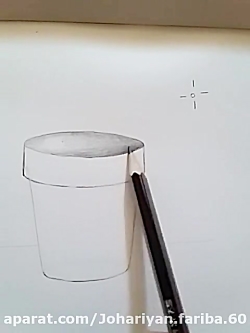طراحی از گلدان با مداد
