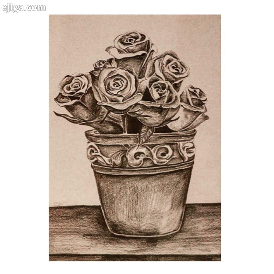 نقاشی با مداد رنگی گل و گلدان
