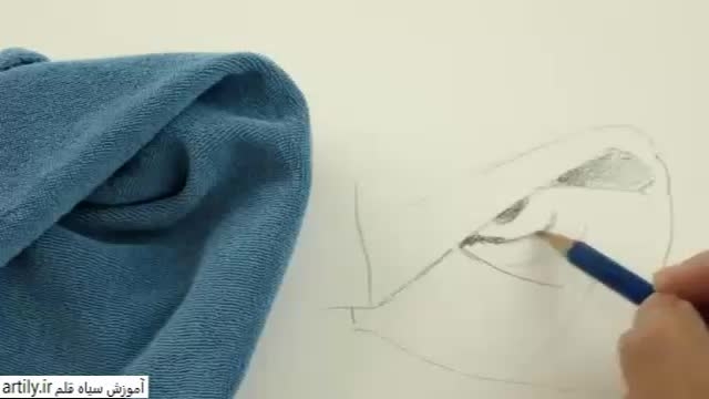 فیلم آموزش طراحی لباس با مداد رنگی