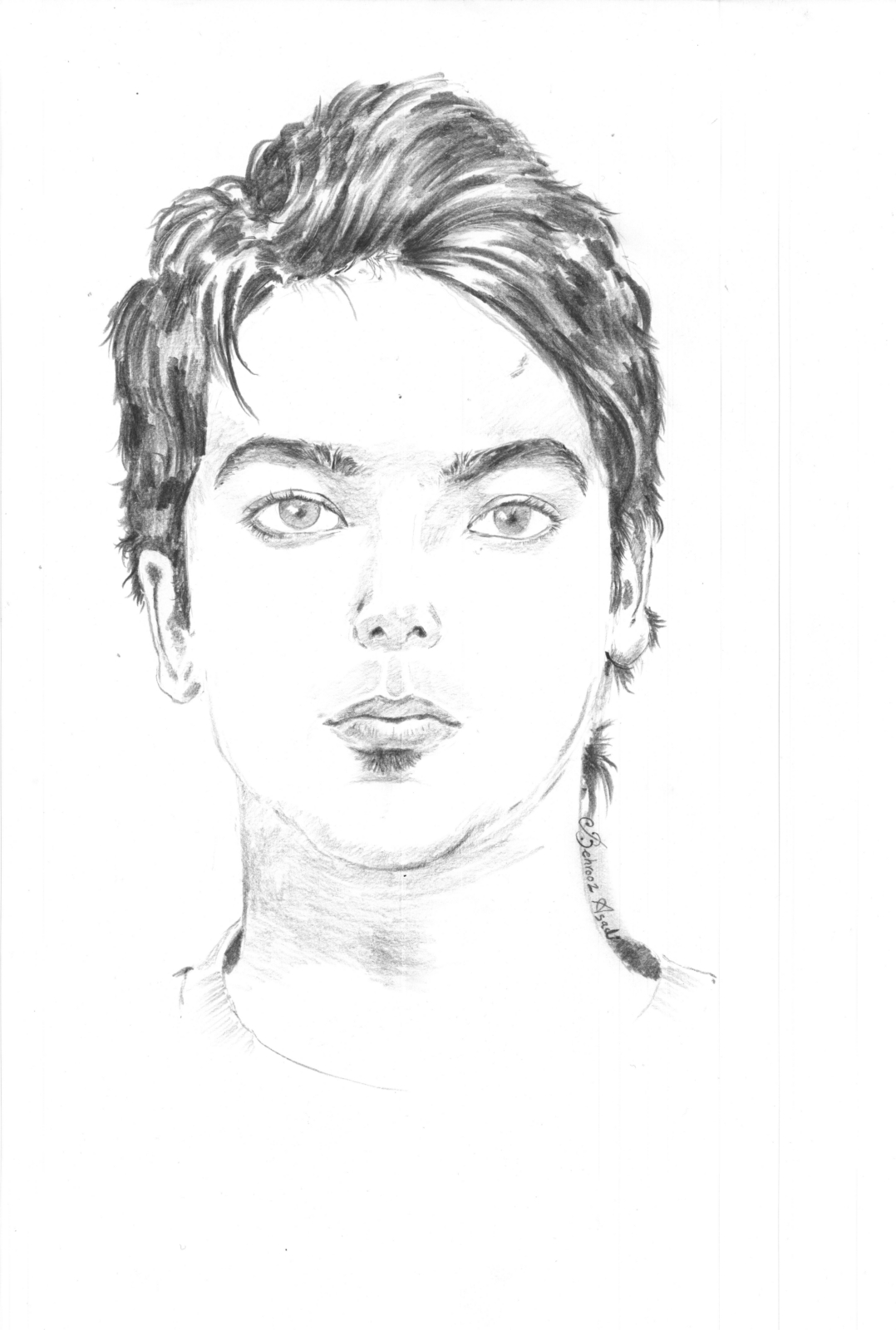 طراحی چهره پسر جوان با مداد سیاه
