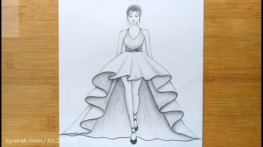 آموزش نقاشی لباس عروس با مداد
