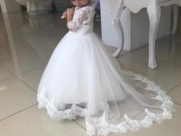 زیباترین مدلهای لباس عروس بچگانه